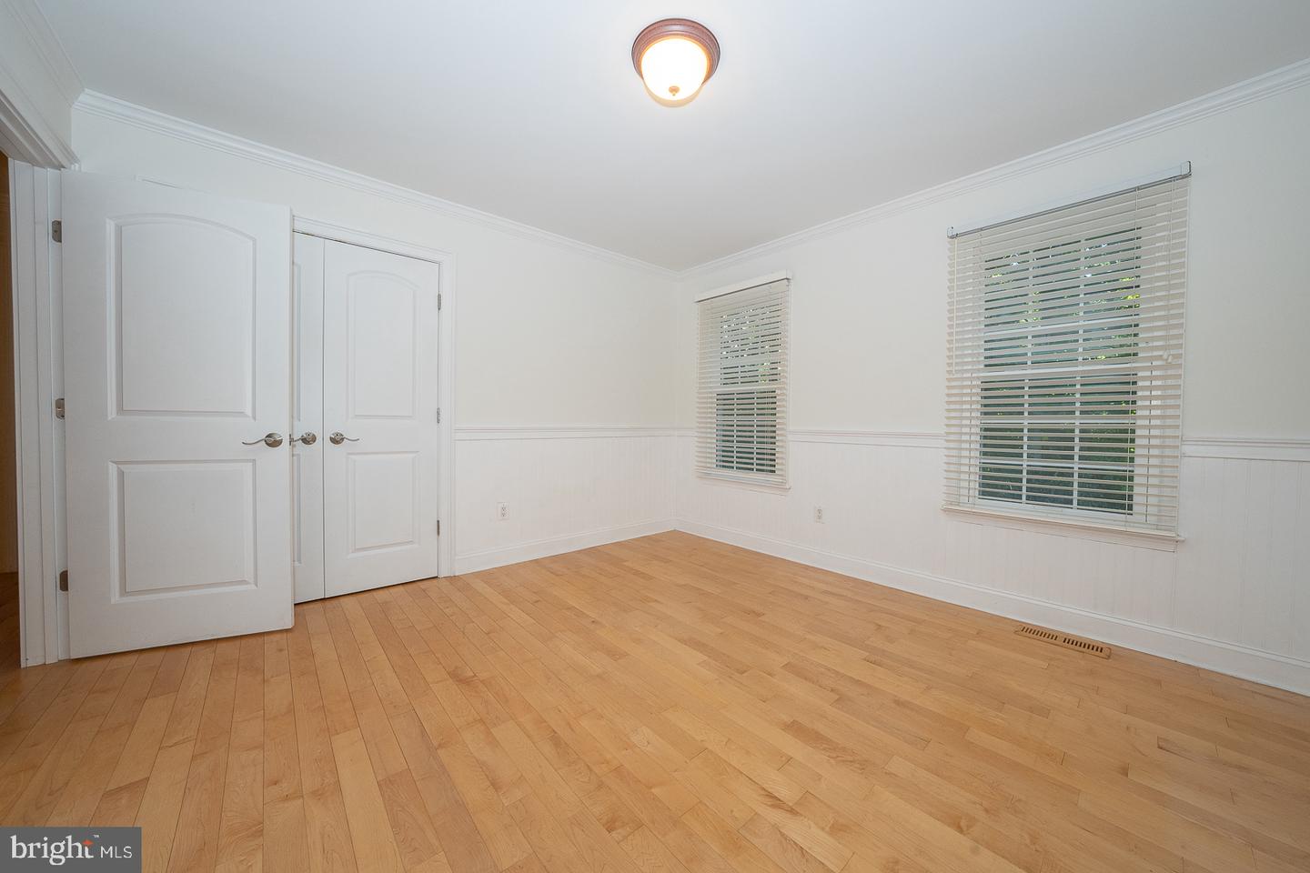 27 Roberts Rd Property Photo 37