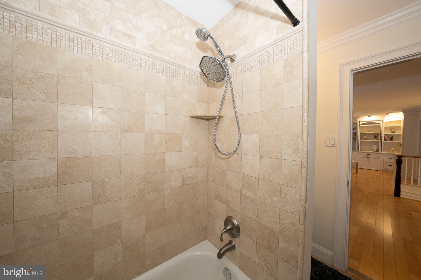 27 Roberts Rd Property Photo 41
