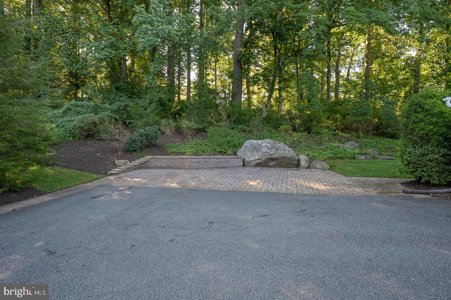 27 Roberts Rd Property Photo 58