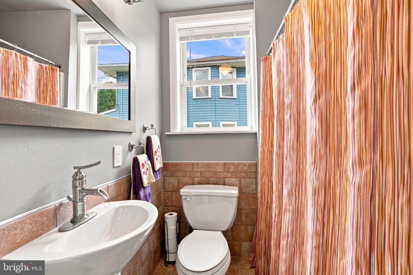 558 Mohawk Ave Property Photo 16