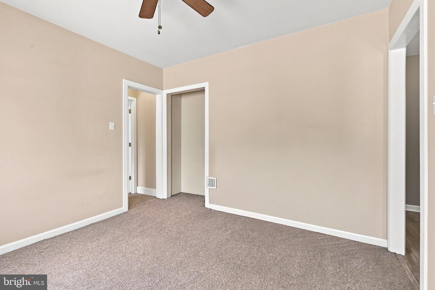 558 Mohawk Ave Property Photo 29