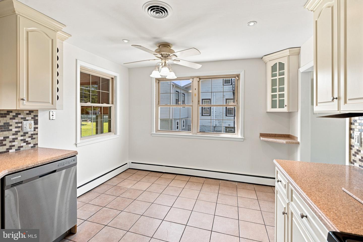 75 5th Ave Property Photo 13