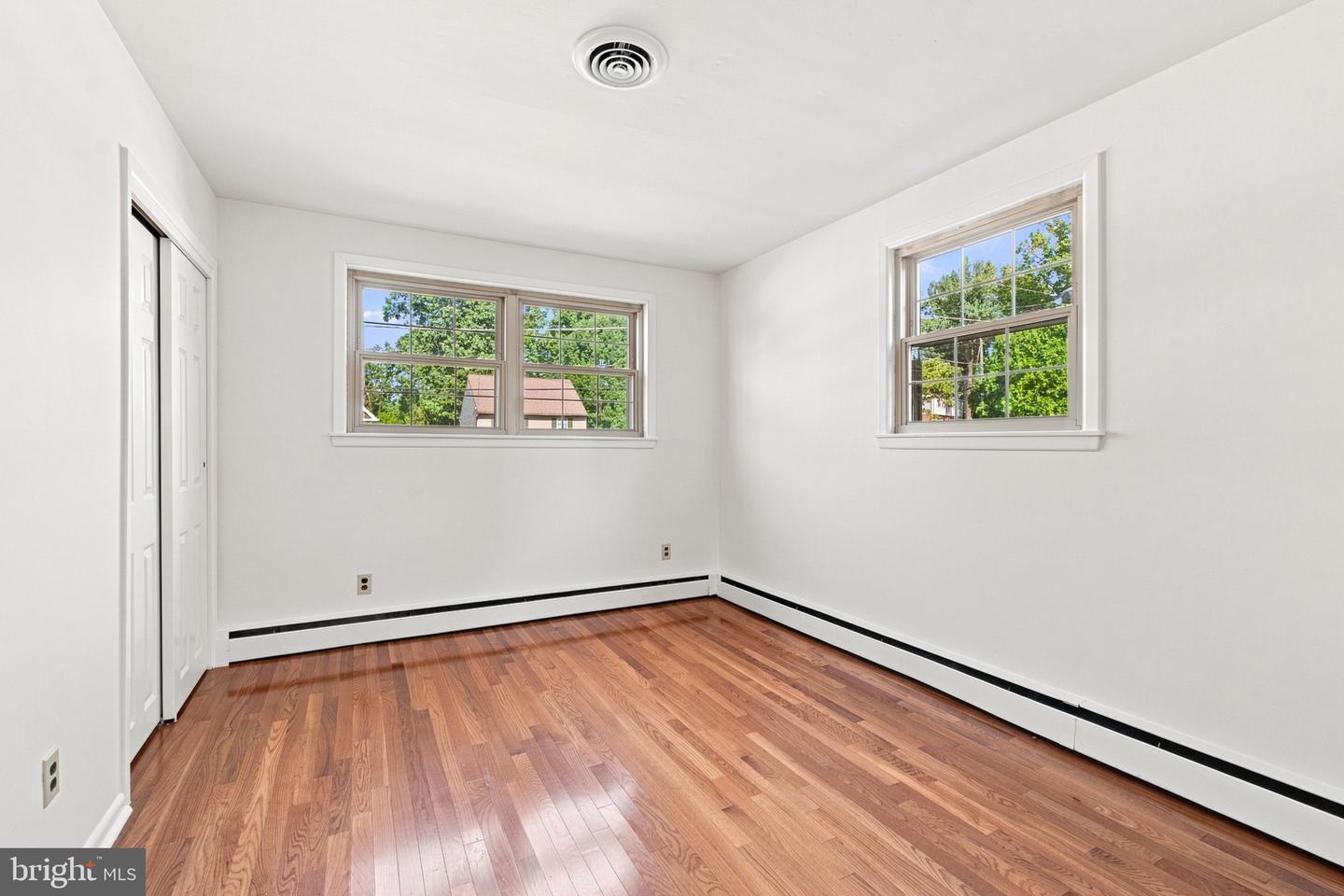 75 5th Ave Property Photo 14