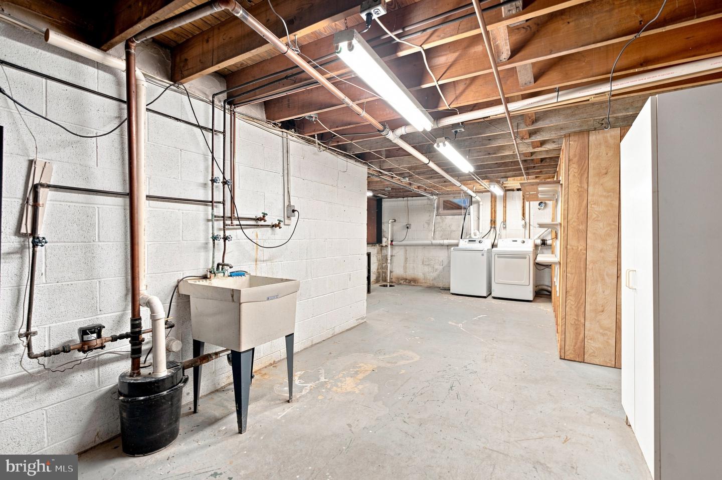 75 5th Ave Property Photo 24