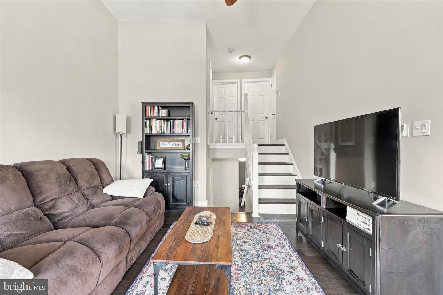 515 Hazel Ave Property Photo 4