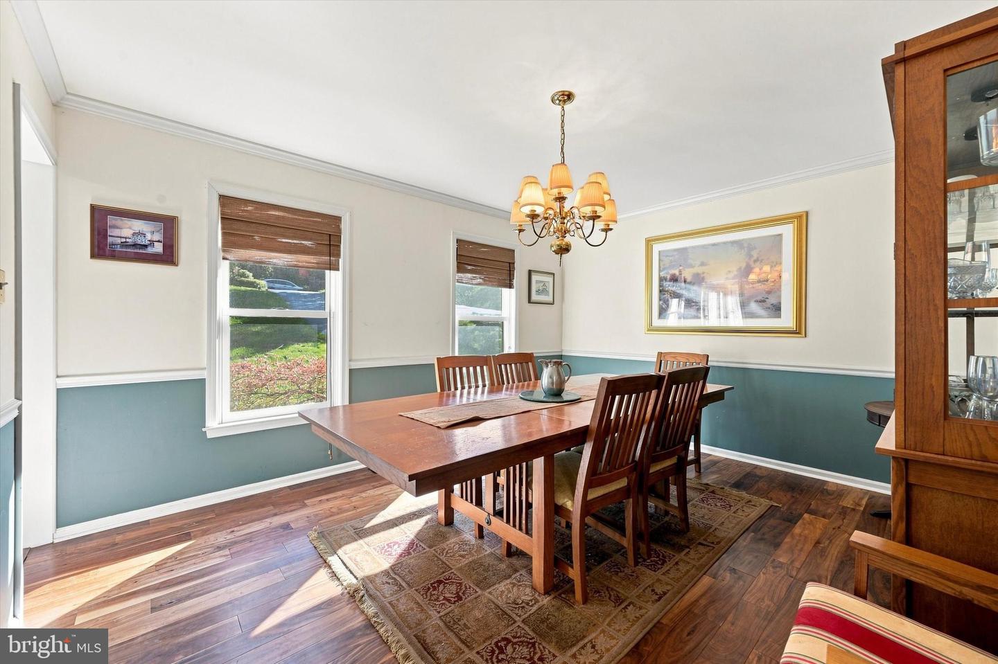 100 Park Ln Property Photo 7