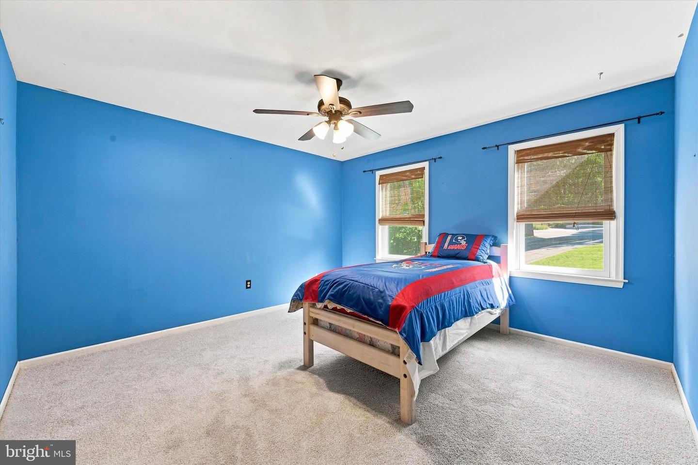 100 Park Ln Property Photo 28