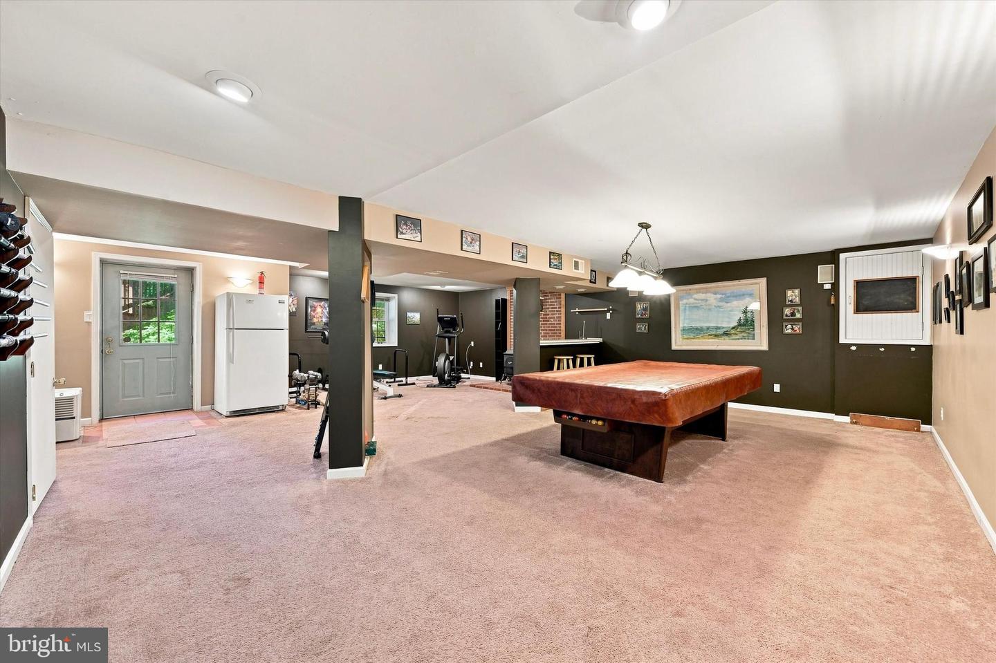 100 Park Ln Property Photo 34