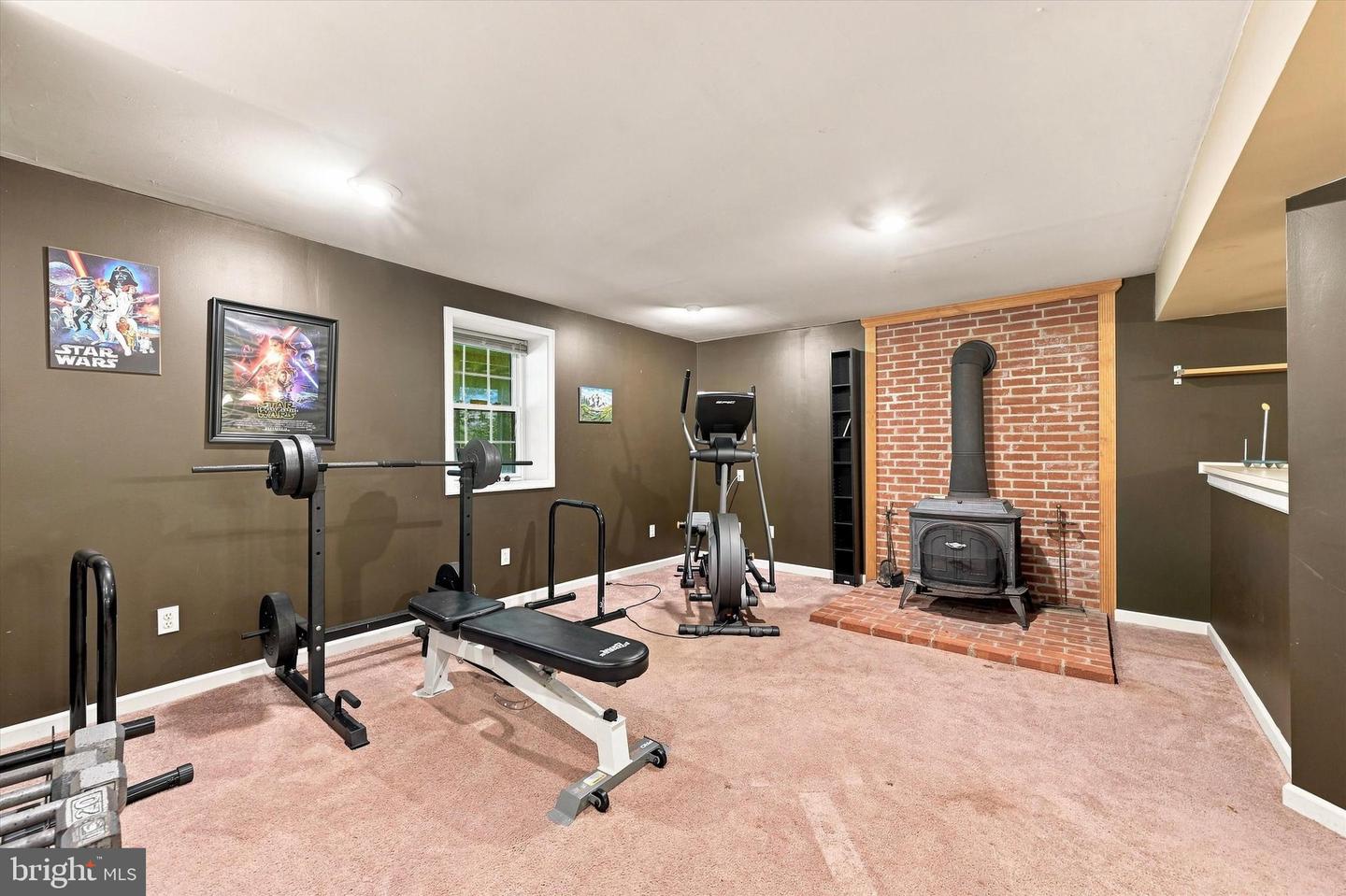 100 Park Ln Property Photo 35