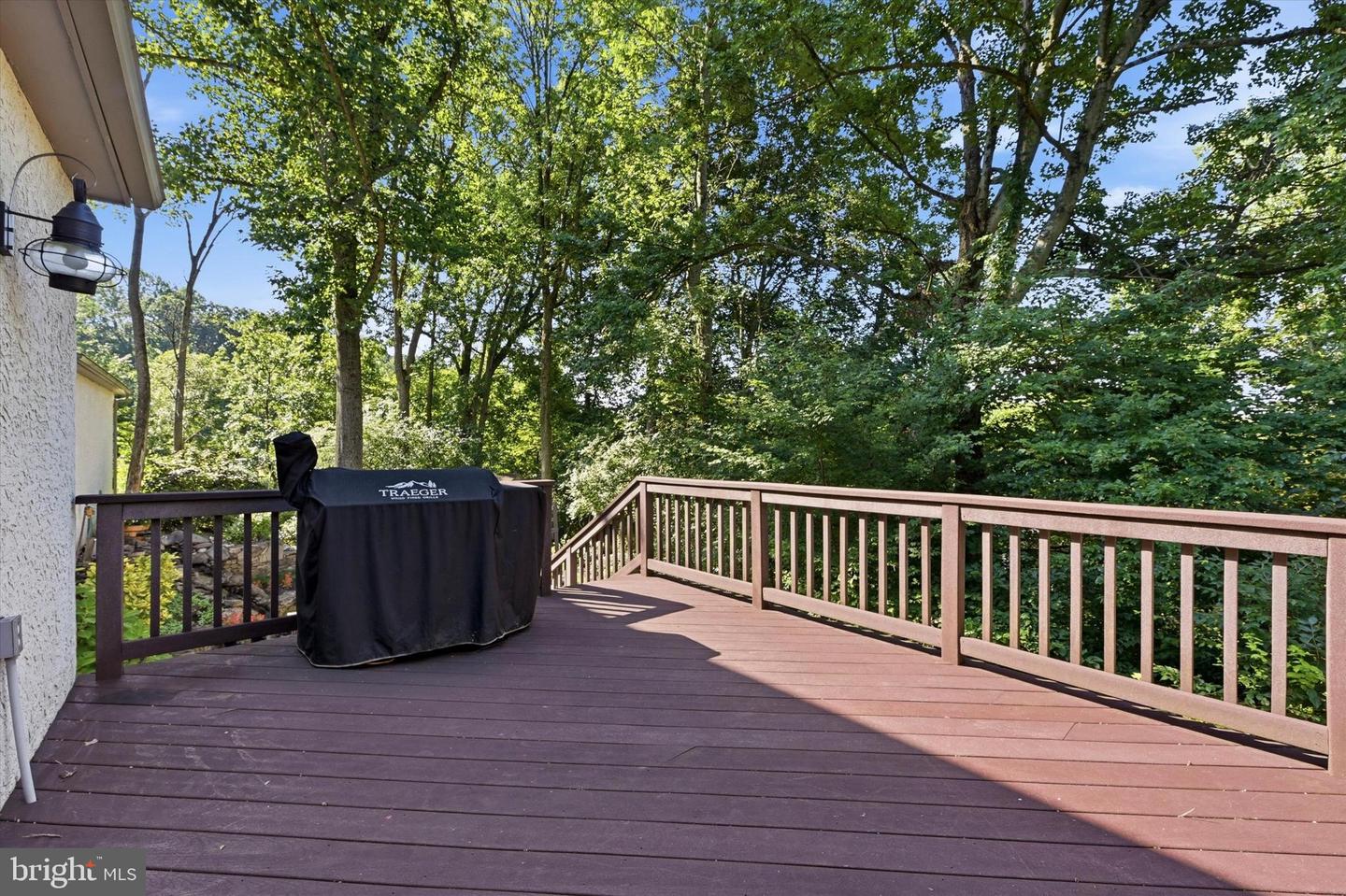 100 Park Ln Property Photo 37