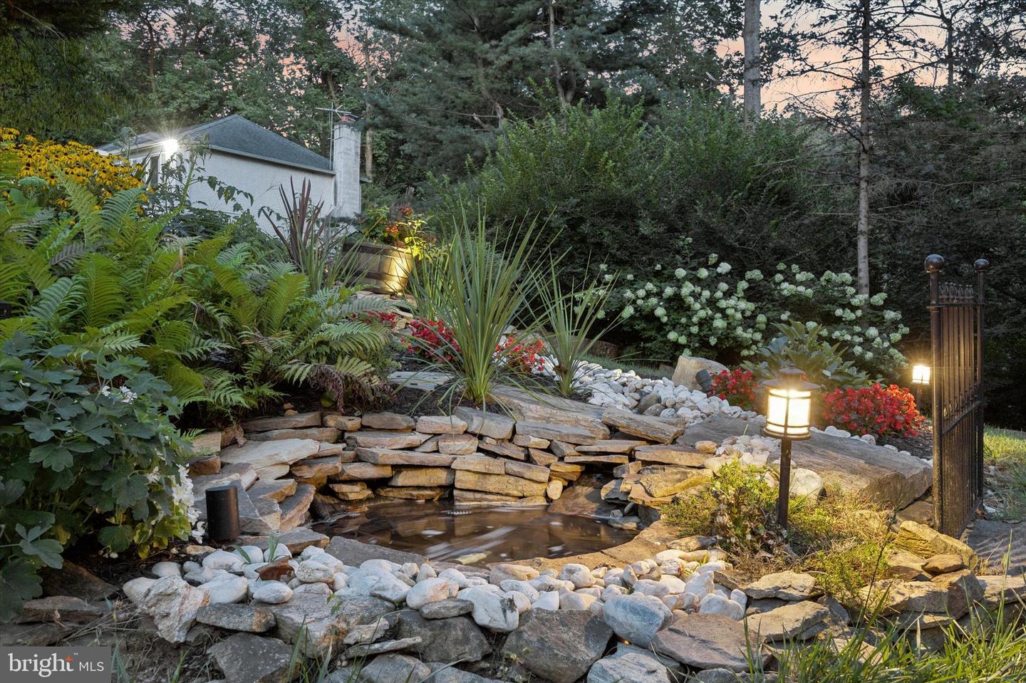 100 Park Ln Property Photo 55