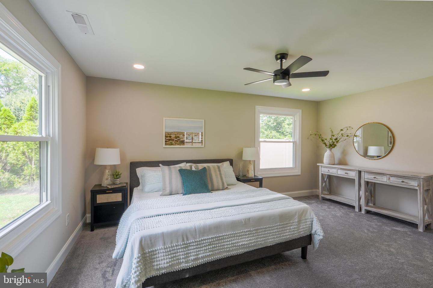 501 Flora Cir Property Photo 26