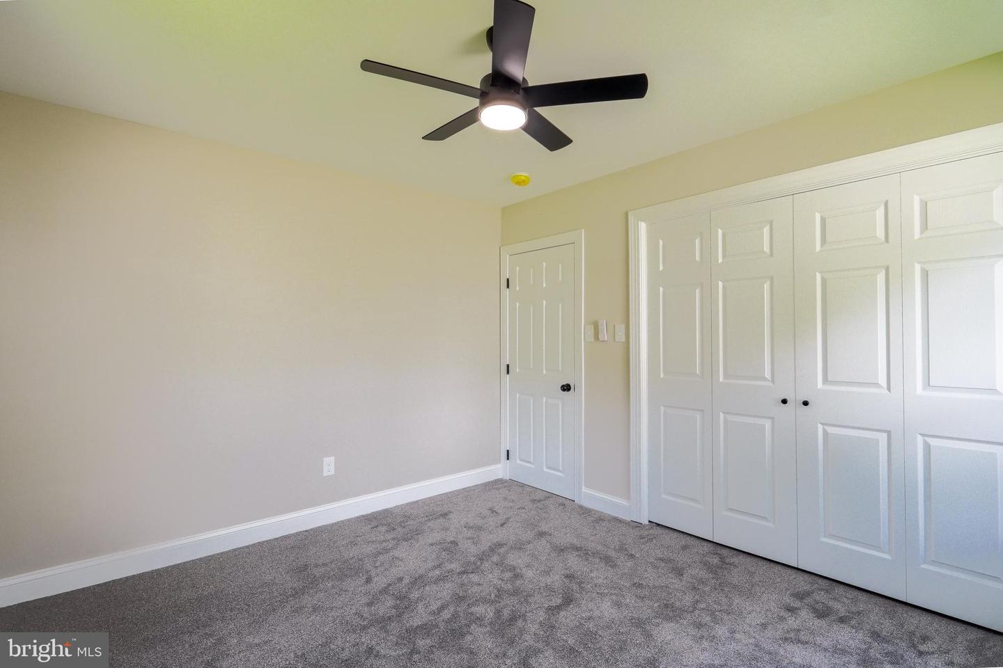 501 Flora Cir Property Photo 32