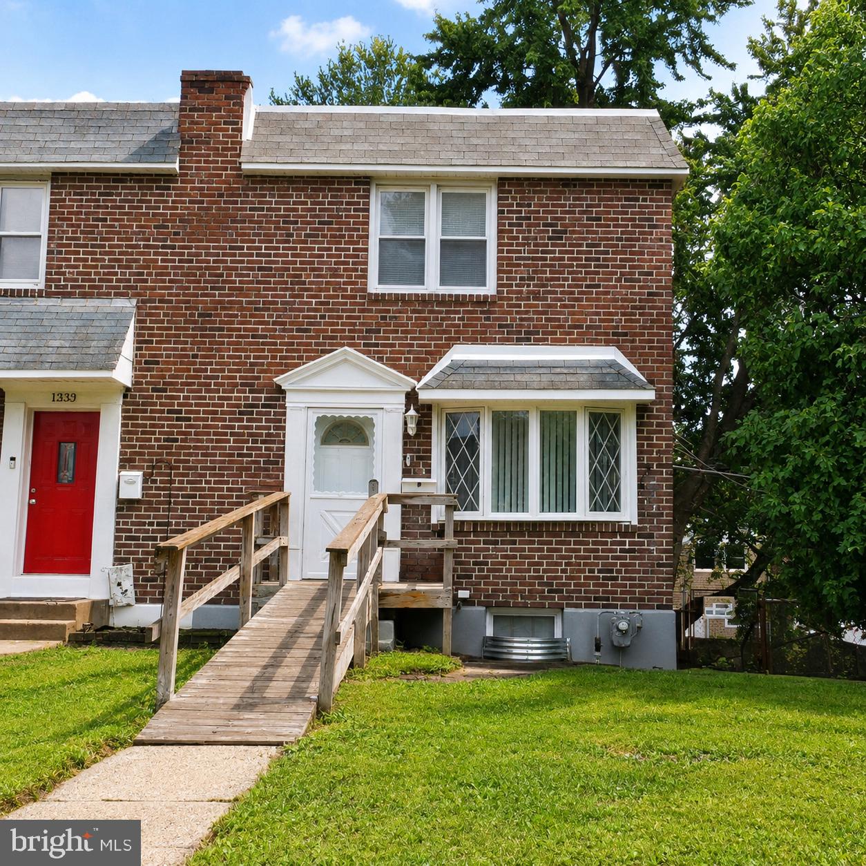 1335 Elson Rd Property Photo 1