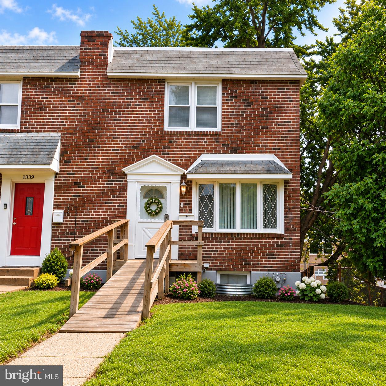 1335 Elson Rd Property Photo 1