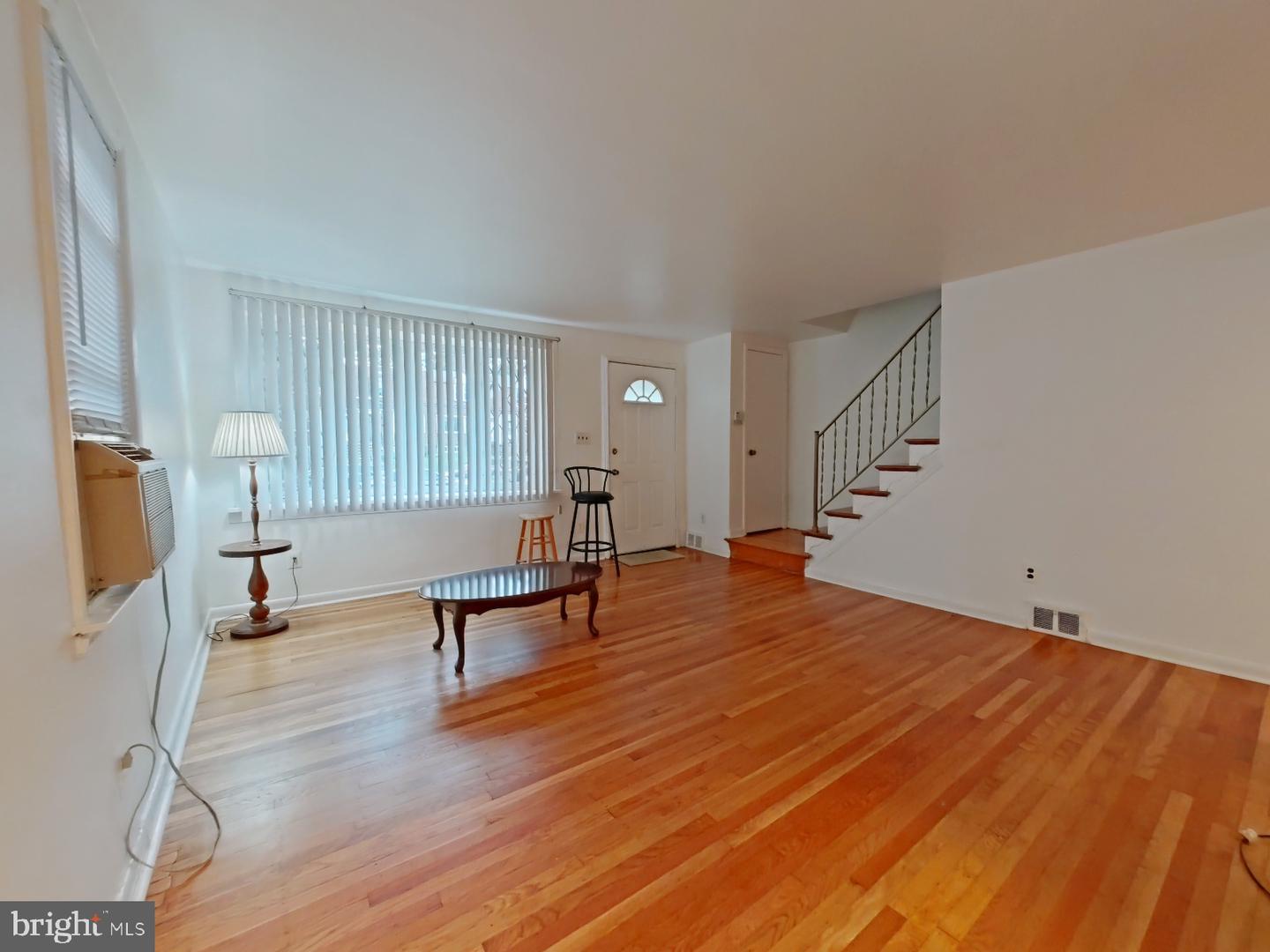 1335 Elson Rd Property Photo 11
