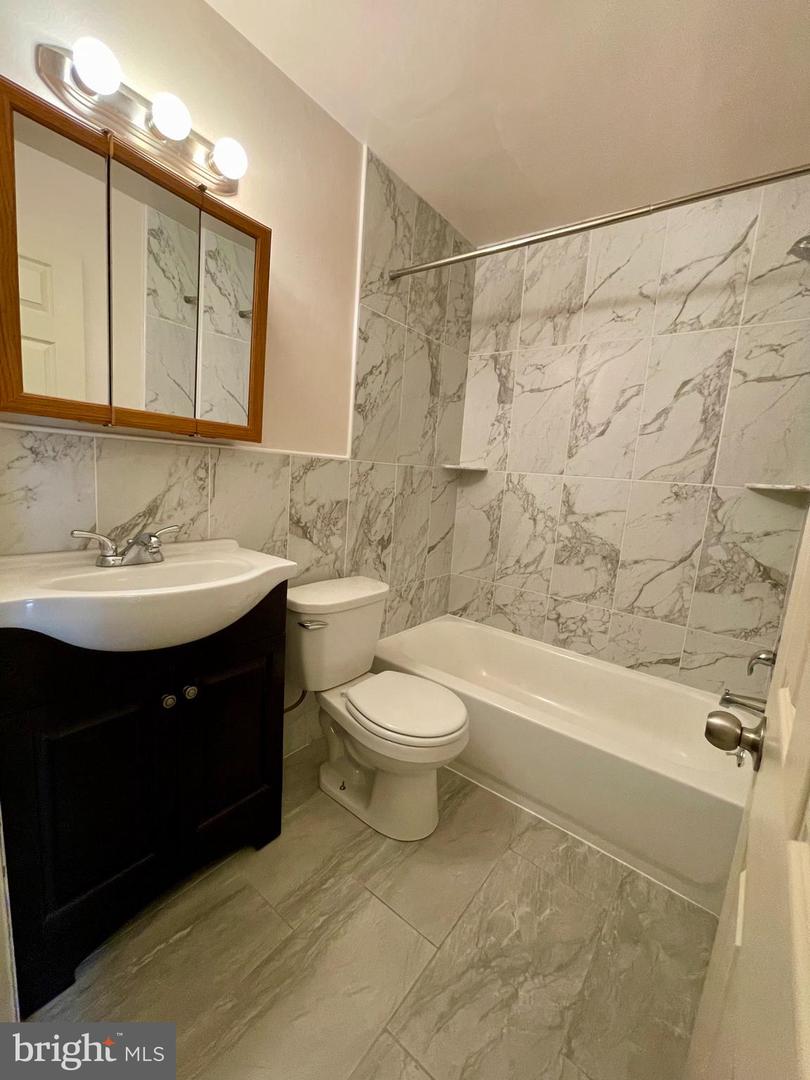 3209 W Chester Pike #d4 Property Photo 1