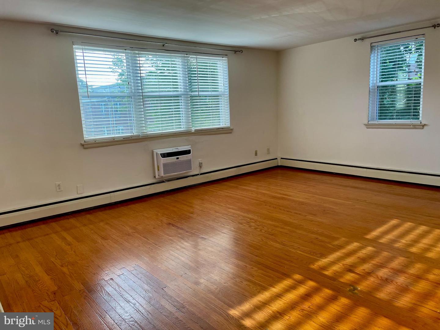 3209 W Chester Pike #d4 Property Photo 2
