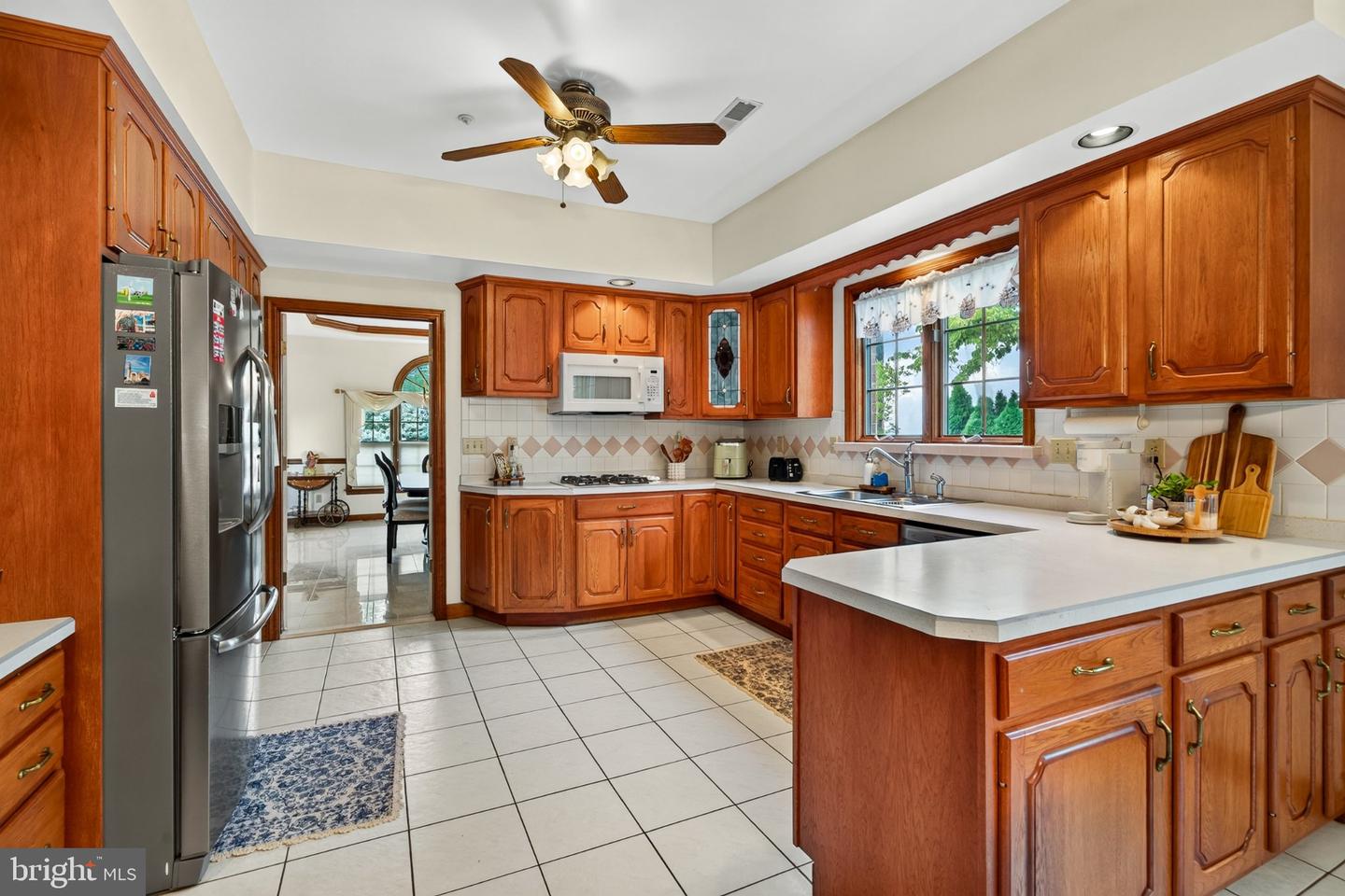 3744 School Ln Property Photo 10