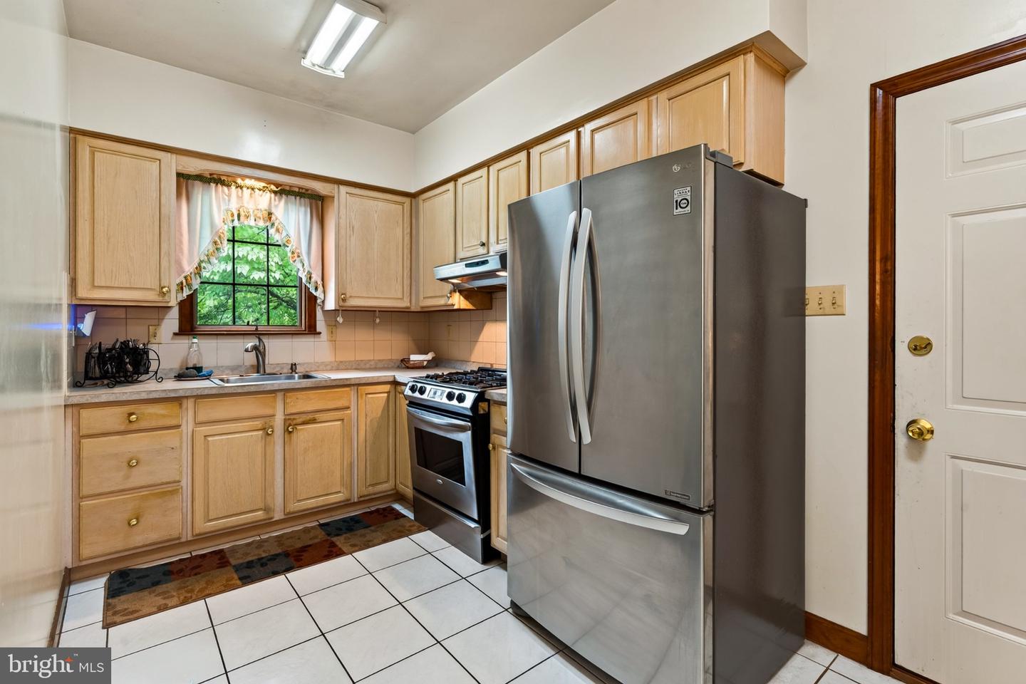 3744 School Ln Property Photo 20