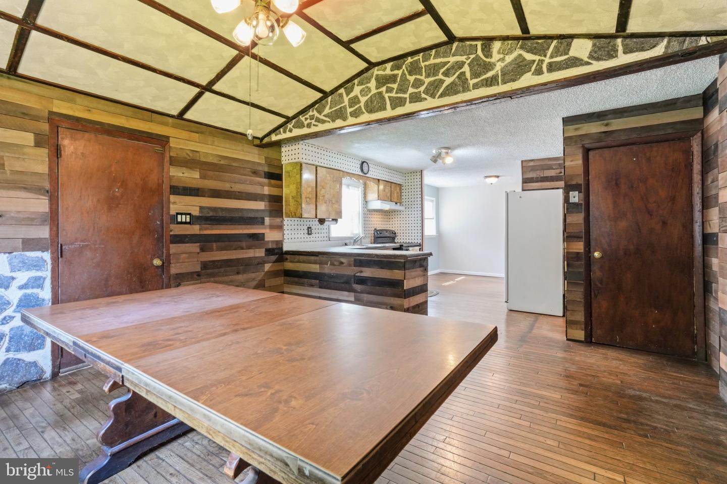 607 Ashland Ave Property Photo 10
