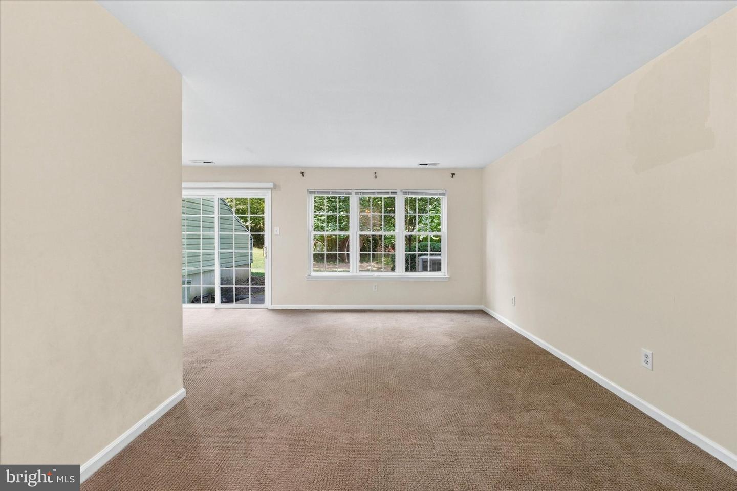 255 Stanton Ct #255 Property Photo 8