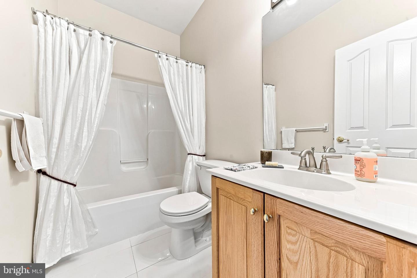 1304 Churchill Ln Property Photo 27