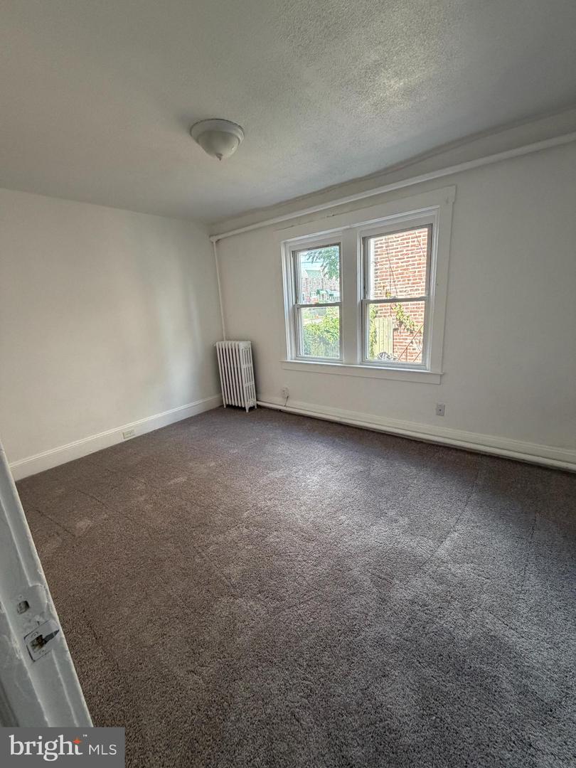 936 Simpson Property Photo 7