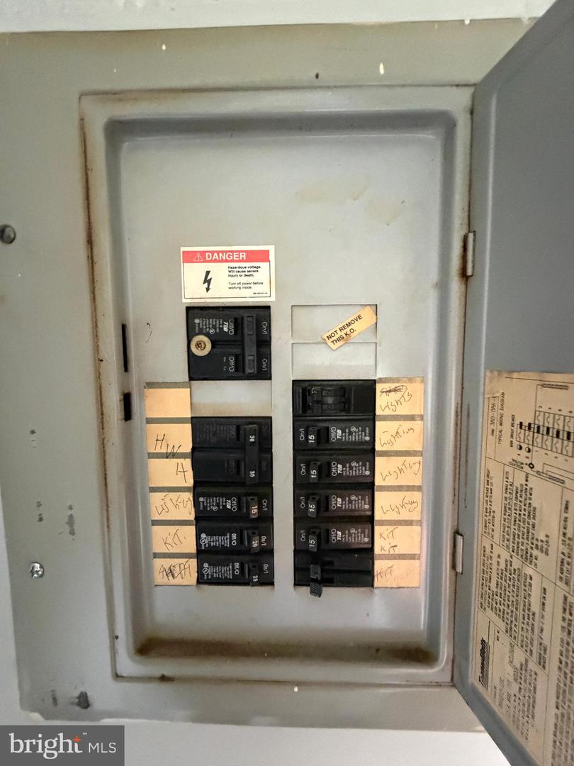 936 Simpson Property Photo 17
