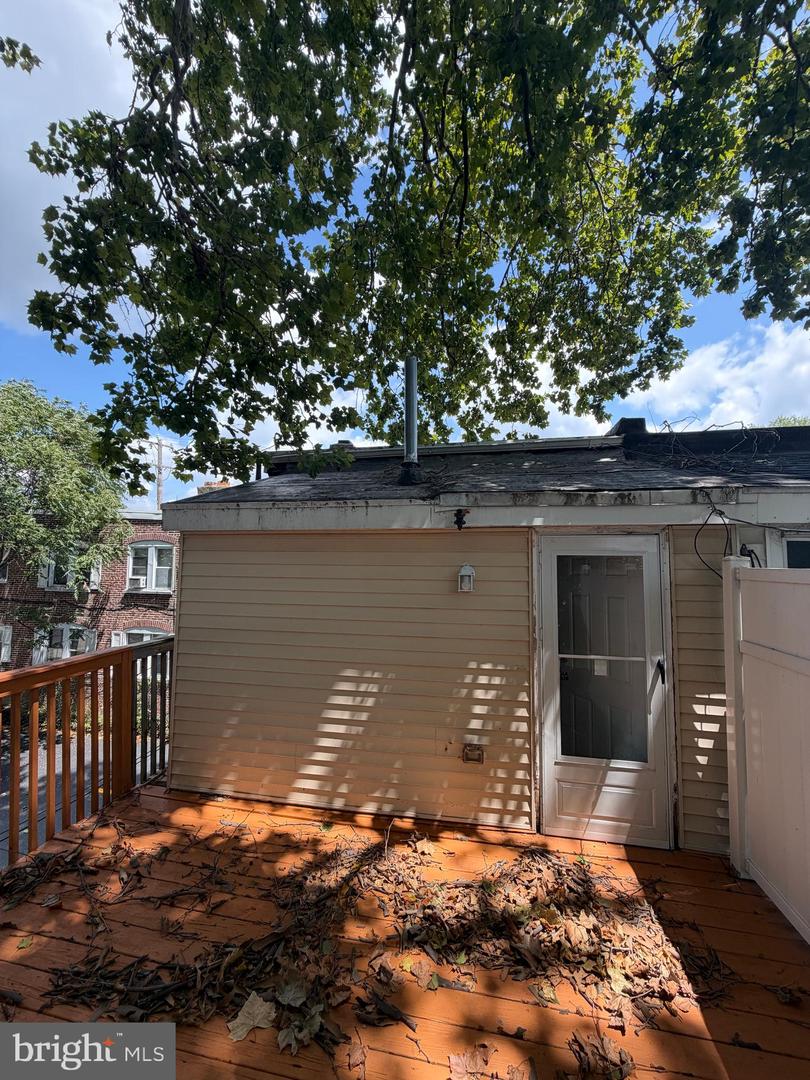 936 Simpson Property Photo 19