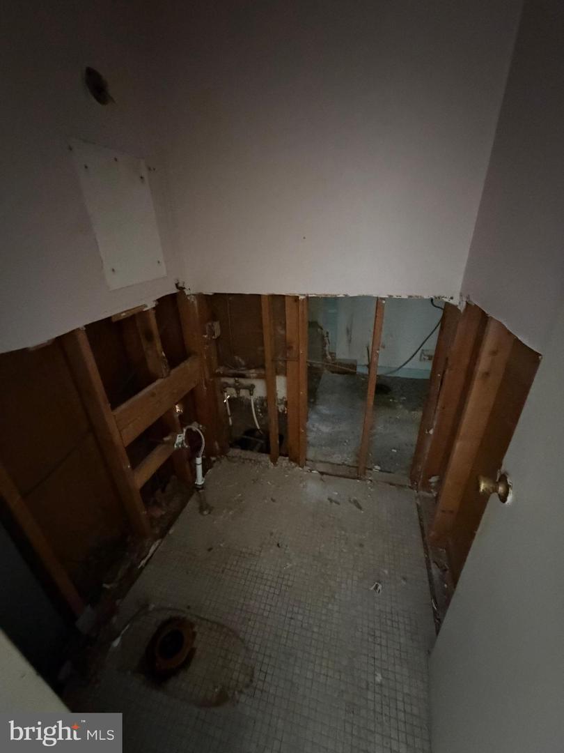 1539 Roosevelt Dr Property Photo 14