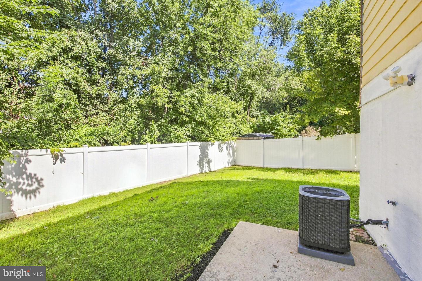 1512 Roosevelt Dr Property Photo 27