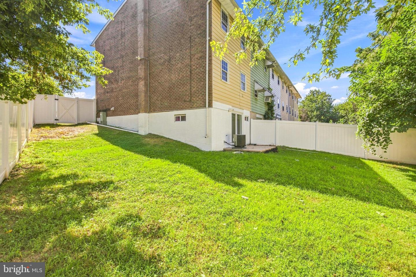 1512 Roosevelt Dr Property Photo 28