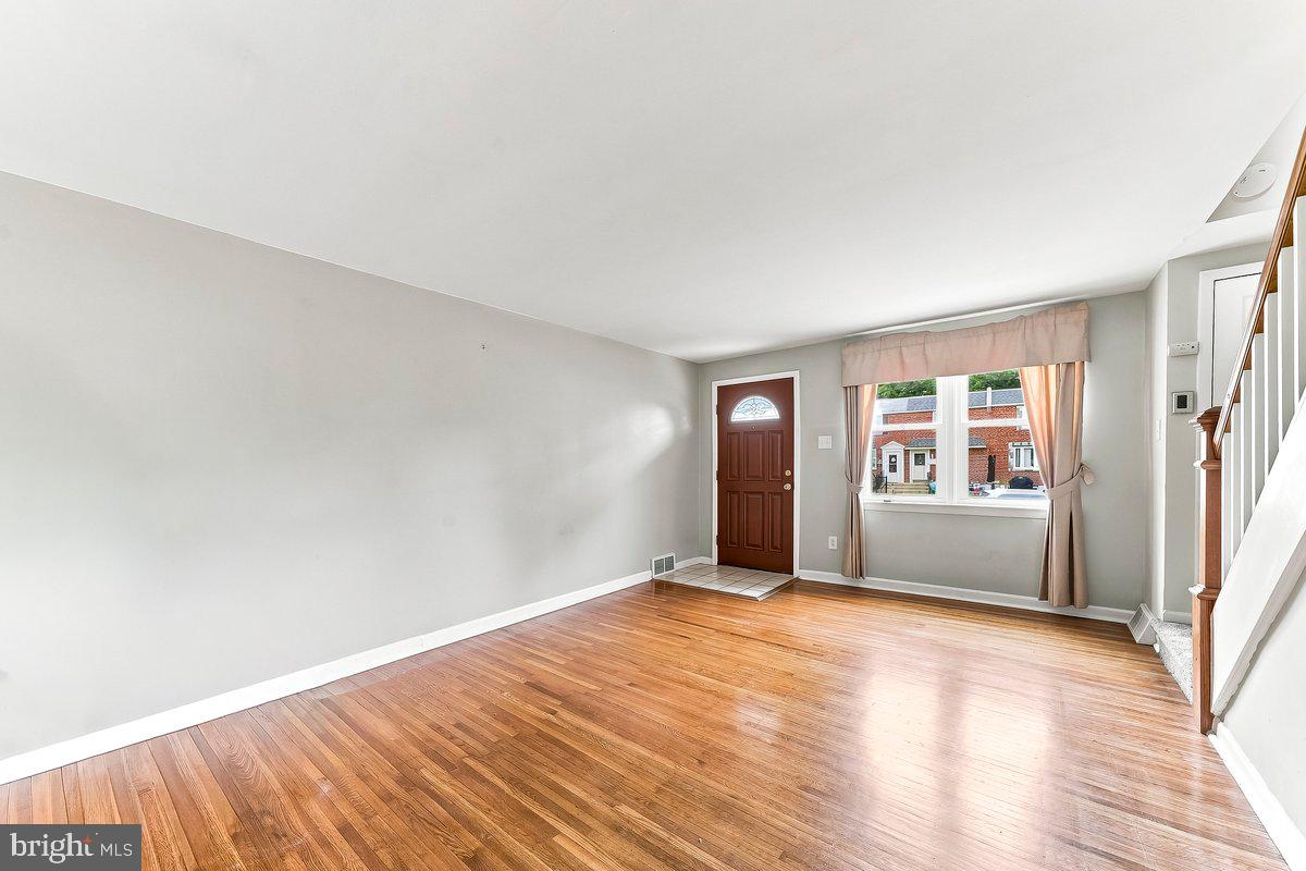 5157 Westley Dr Property Photo 4