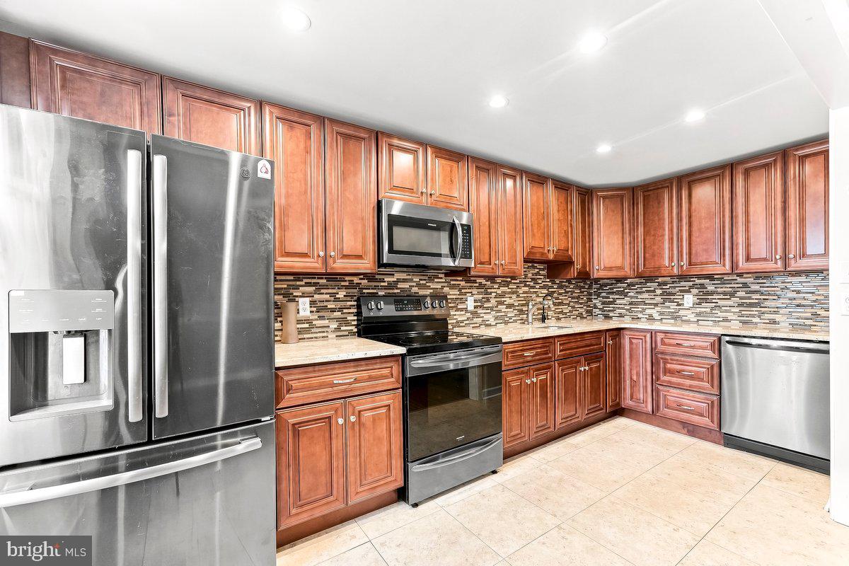 5157 Westley Dr Property Photo 10
