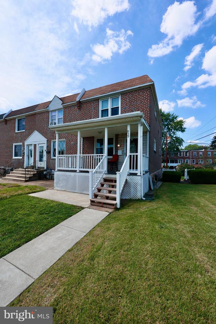 939 Maple Ave Property Photo 1