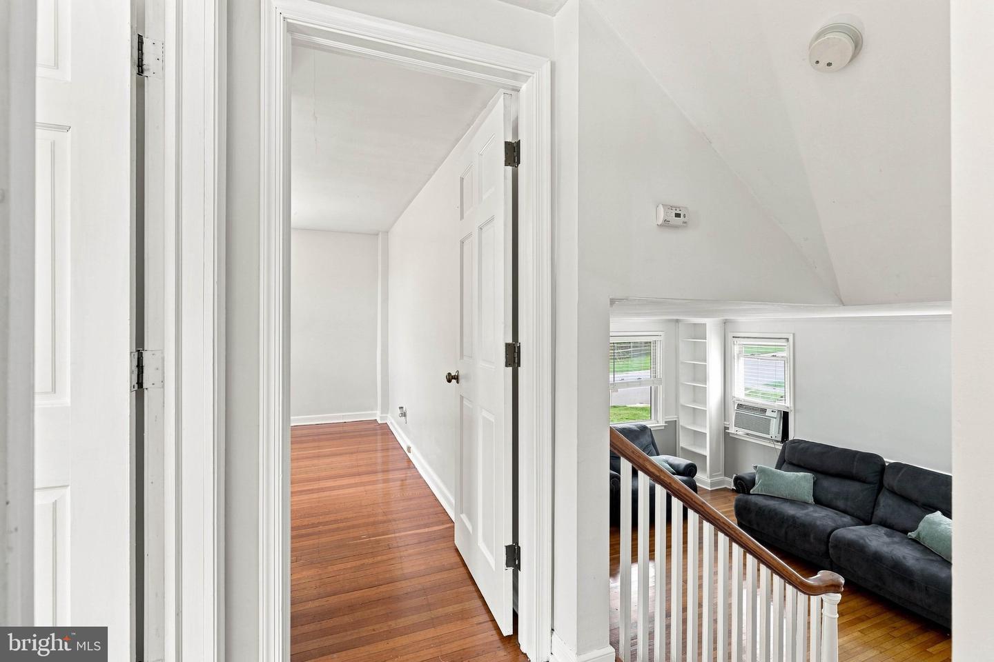 20 N Malin Rd Property Photo 16