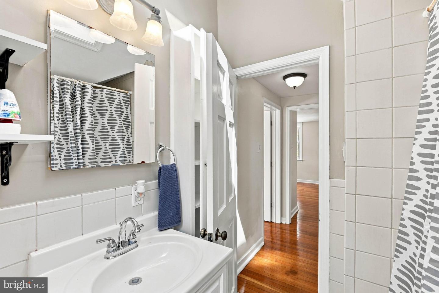 20 N Malin Rd Property Photo 24