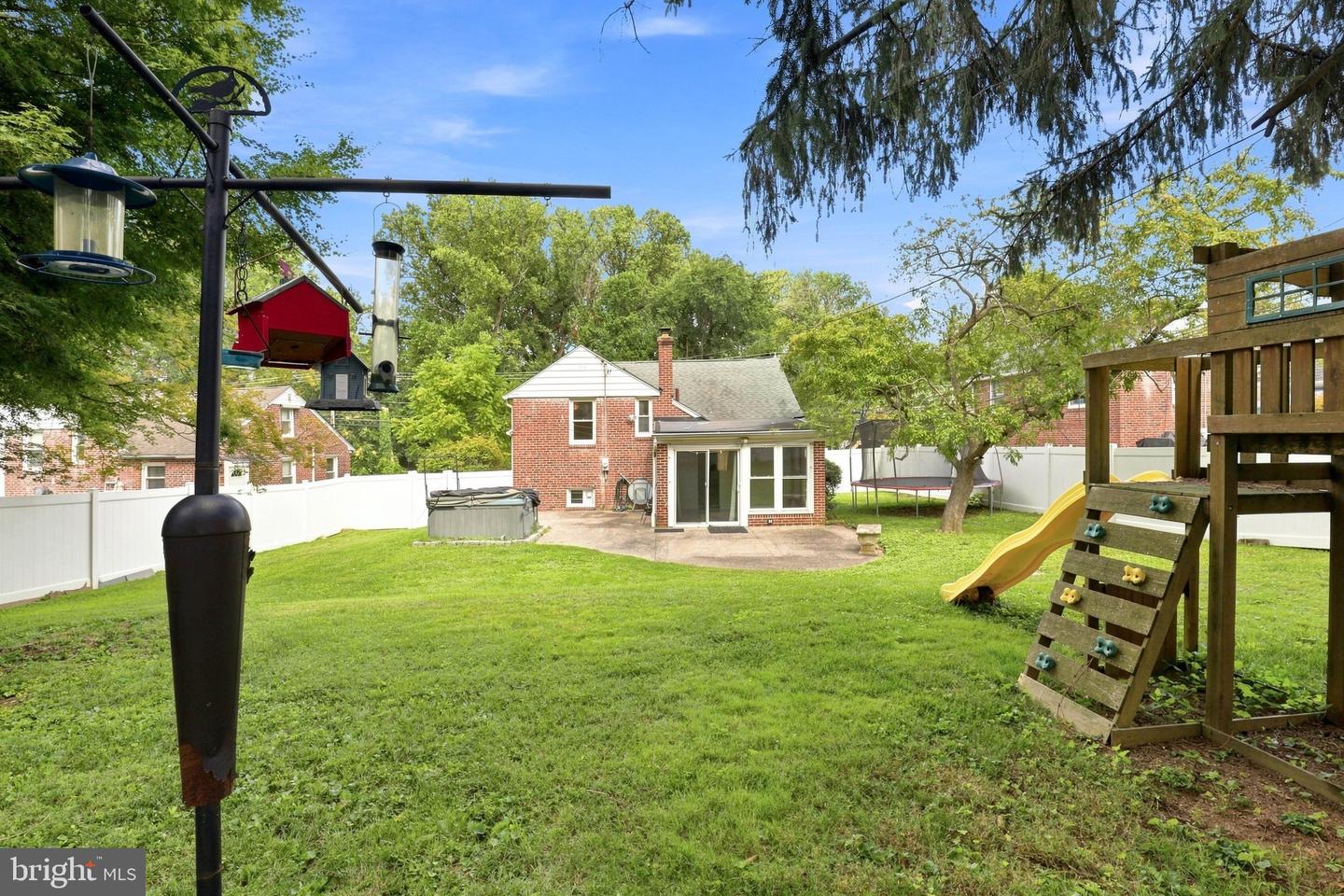 20 N Malin Rd Property Photo 31