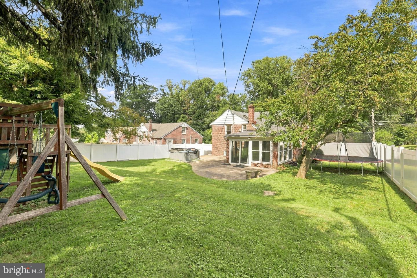 20 N Malin Rd Property Photo 32