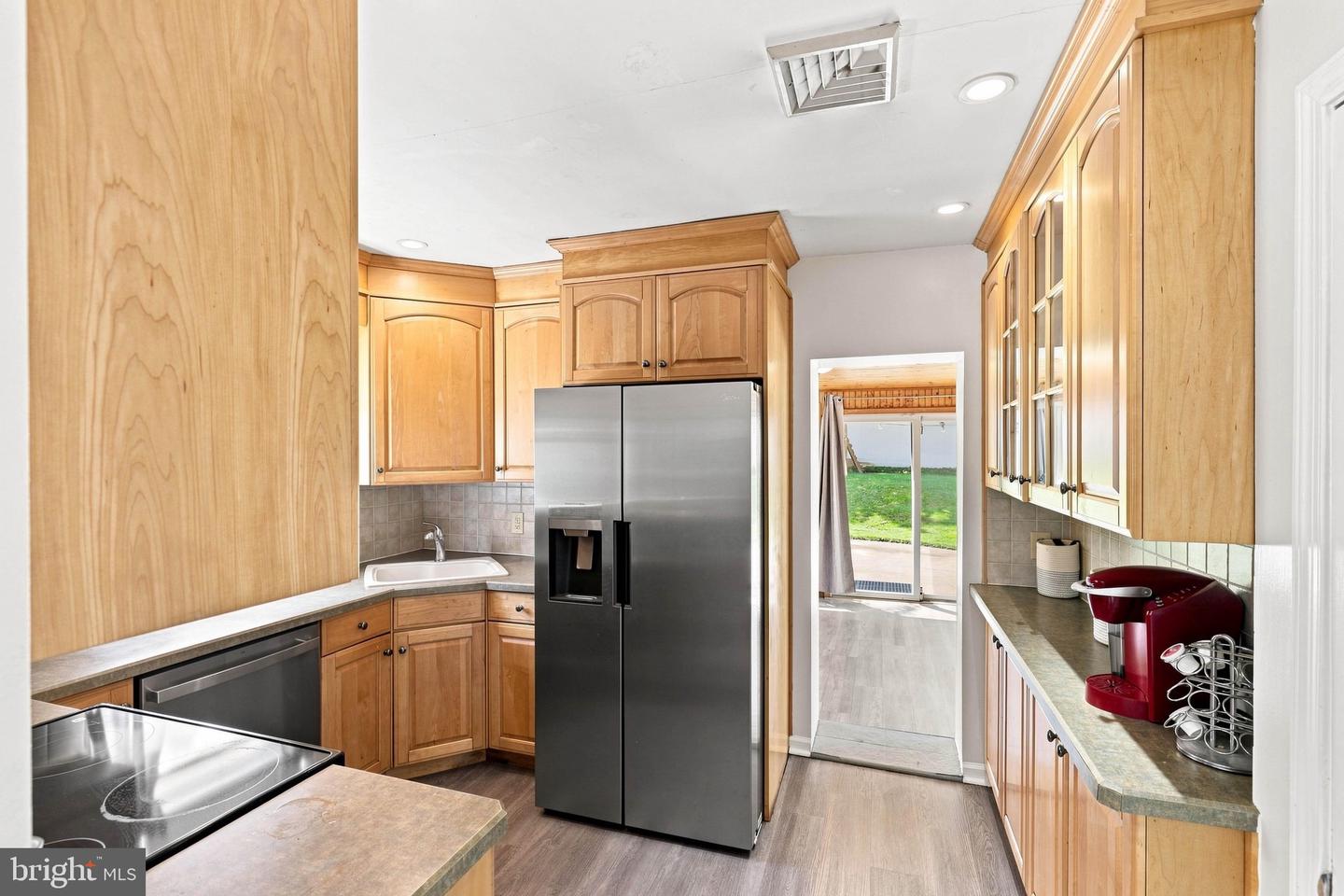 20 N Malin Rd Property Photo 44
