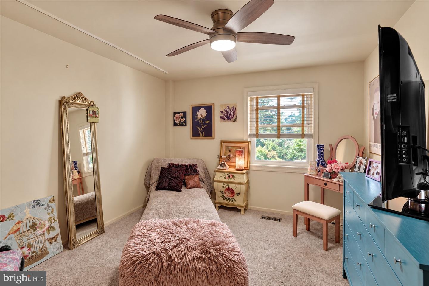 2128 Bryn Mawr Pl Property Photo 22