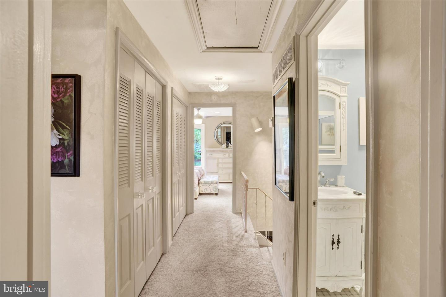 2128 Bryn Mawr Pl Property Photo 26