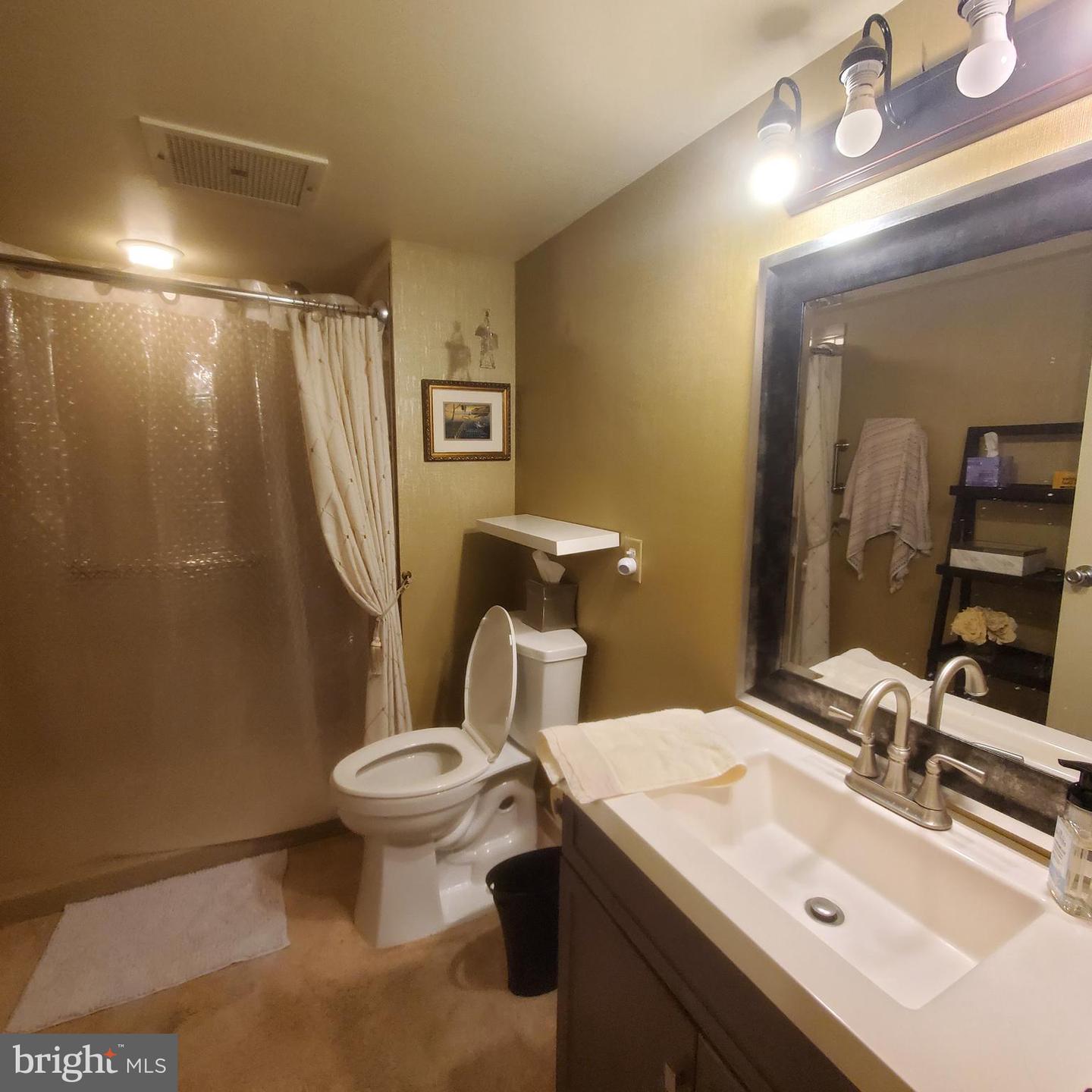 700 Avondale Rd #6b Property Photo 18