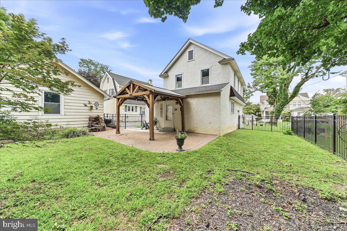 829 Ormond Ave Property Photo 4