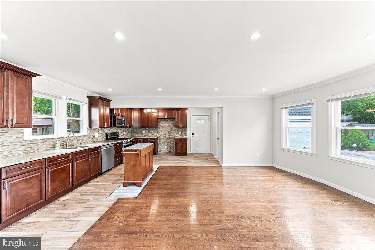 829 Ormond Ave Property Photo 17