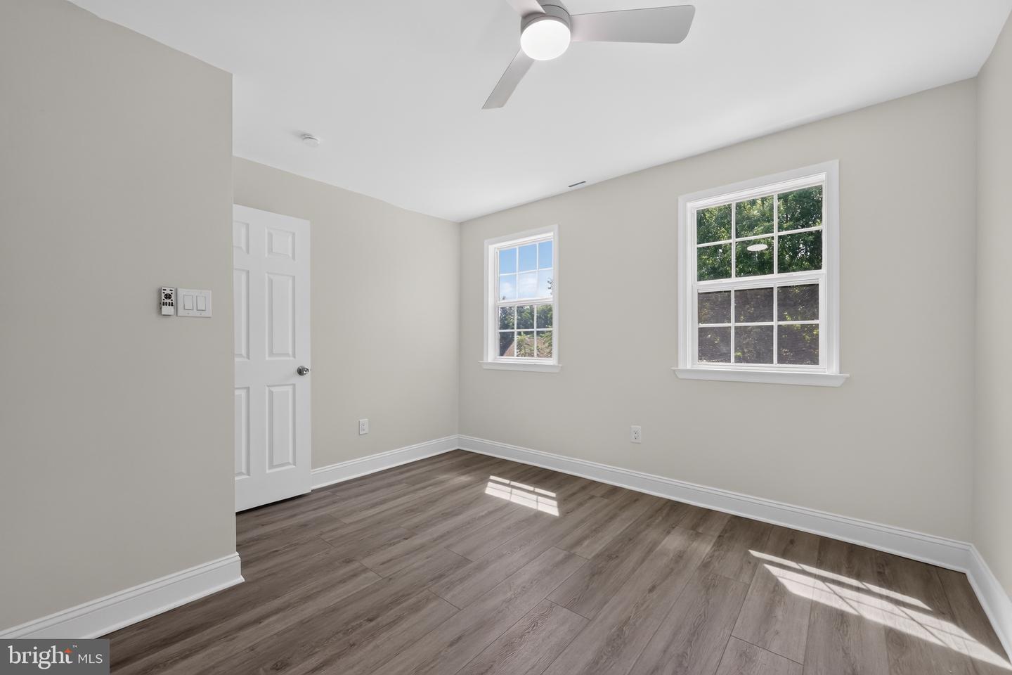 4012 Greenwood Ave Property Photo 20