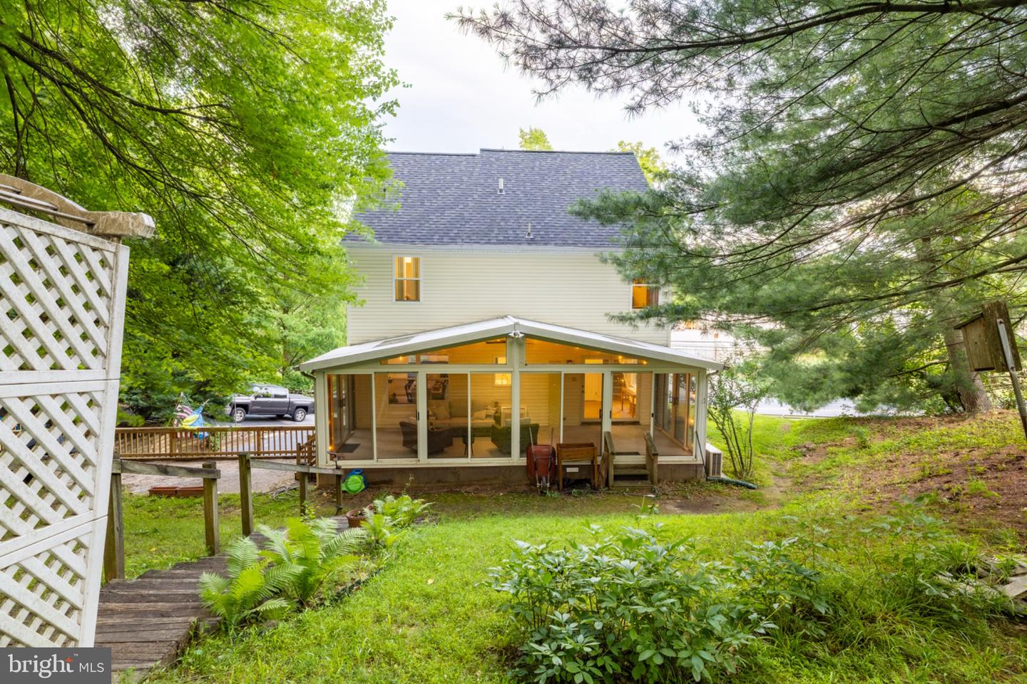 517 Beatty Rd Property Photo 32