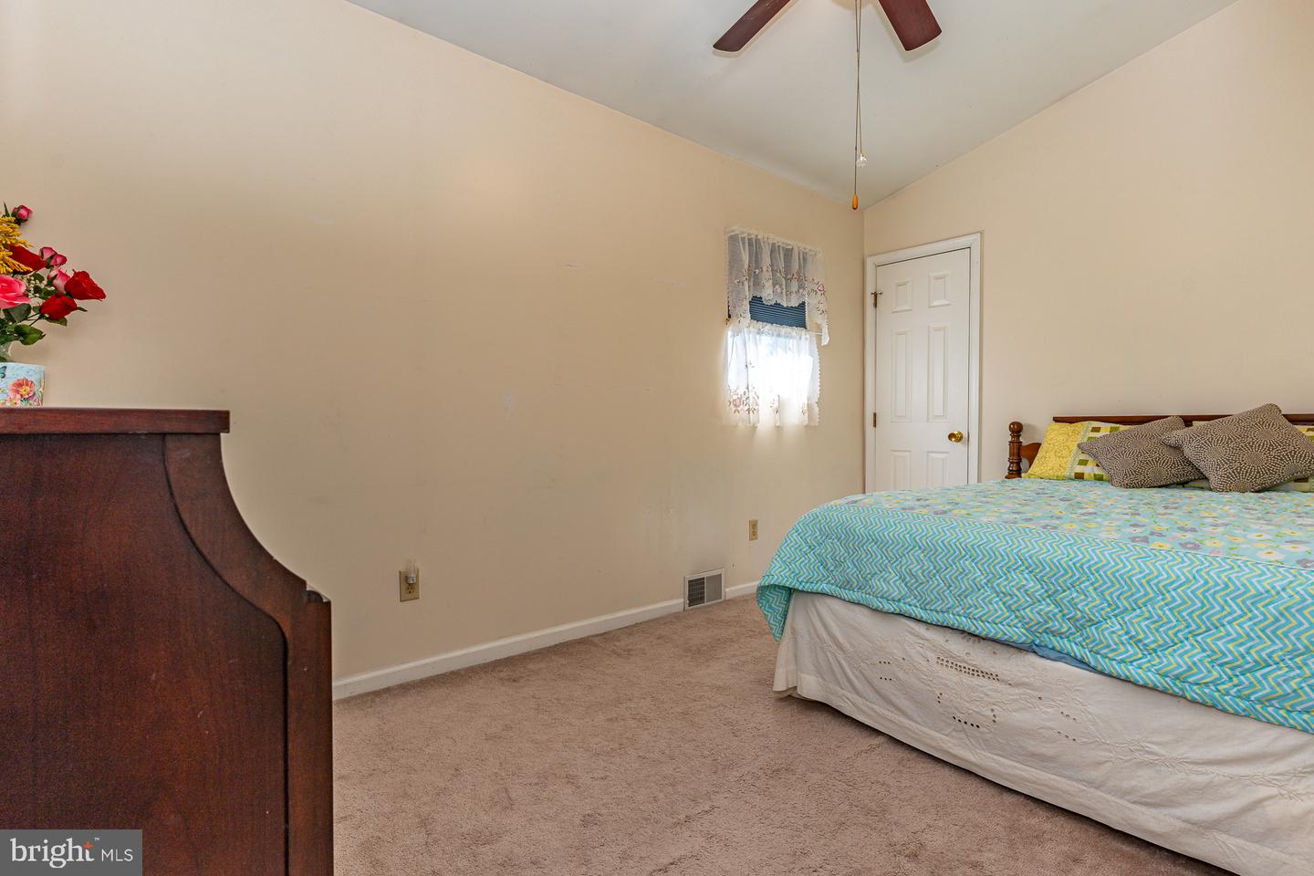 1033 Galbreath Ave Property Photo 31
