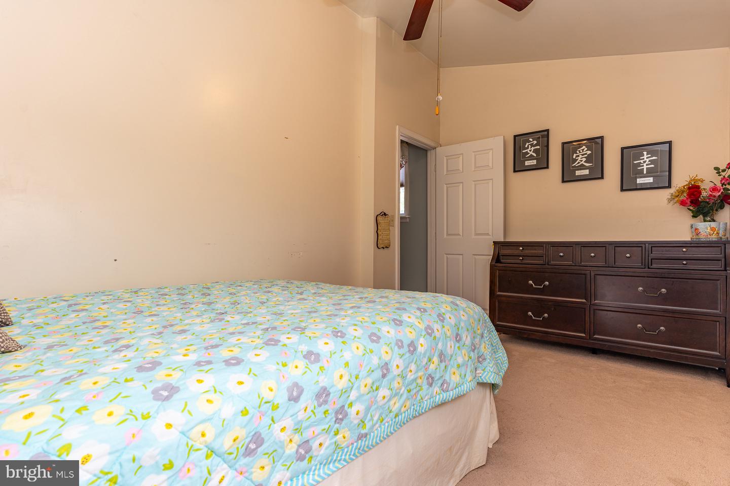 1033 Galbreath Ave Property Photo 32